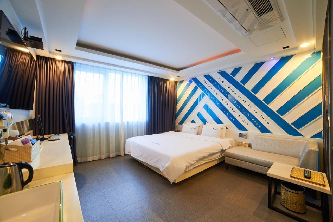 Busan Premium V Hotel Exterior photo