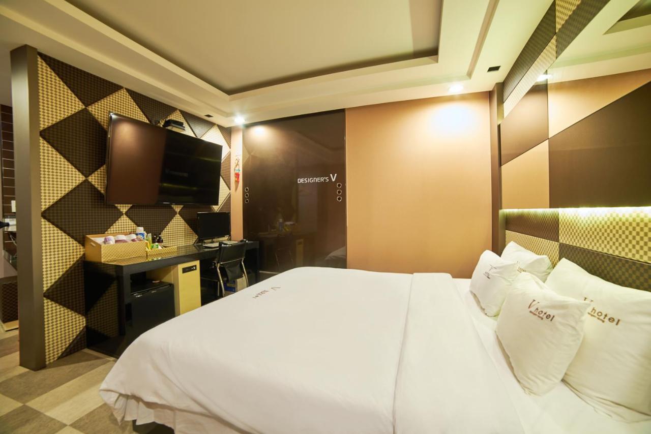 Busan Premium V Hotel Exterior photo